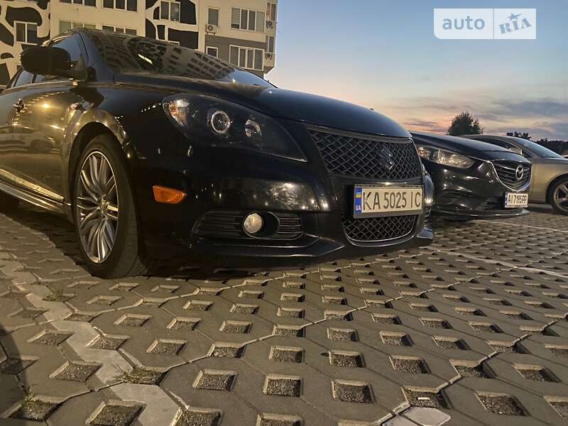 Suzuki Kizashi 2011