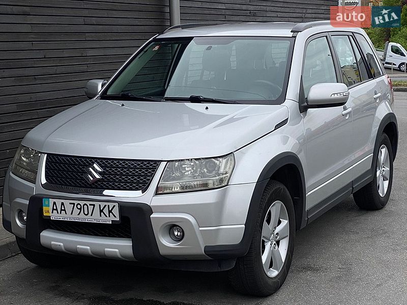 Suzuki Grand Vitara 2012