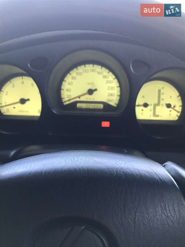 Lexus GS 2000