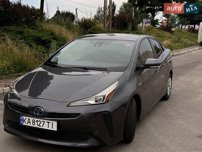 Toyota Prius 2021
