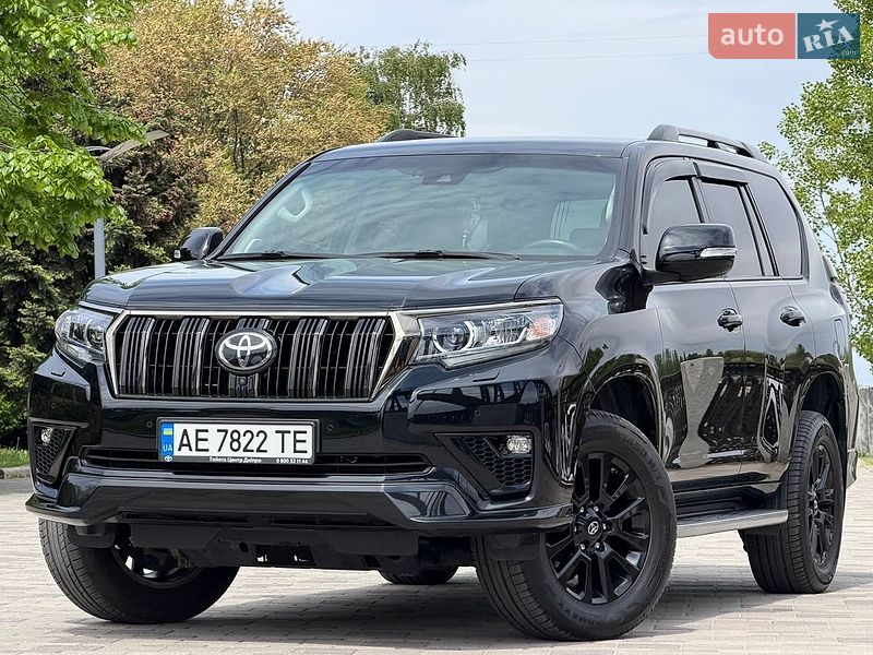 Toyota Land Cruiser Prado 2021