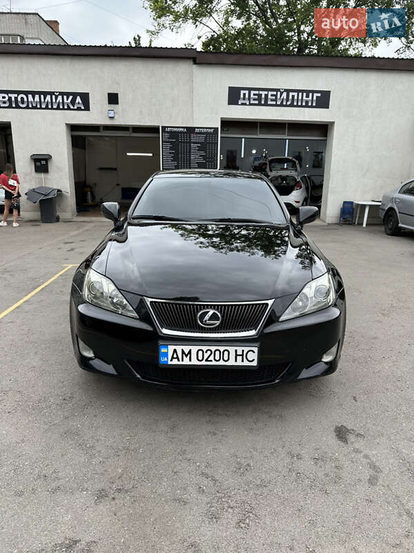 Lexus IS 2009
