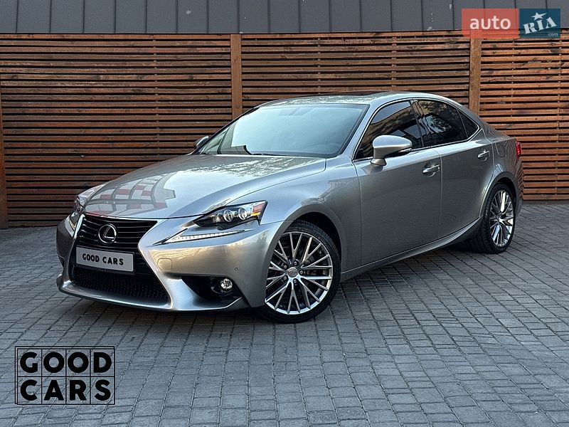 Lexus IS 2015