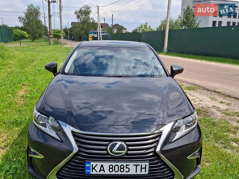 Lexus ES 2017
