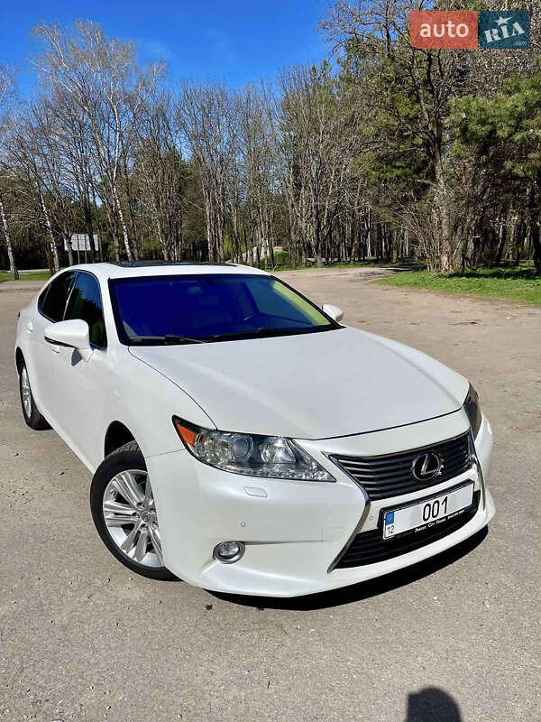 Lexus ES 2013