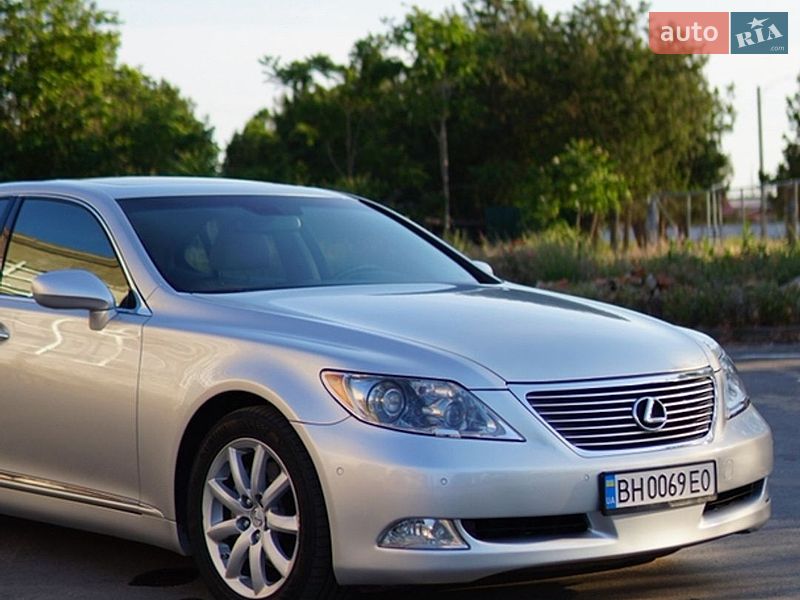 Lexus LS 2008