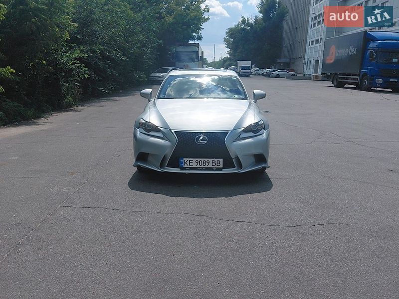 Lexus IS 2014