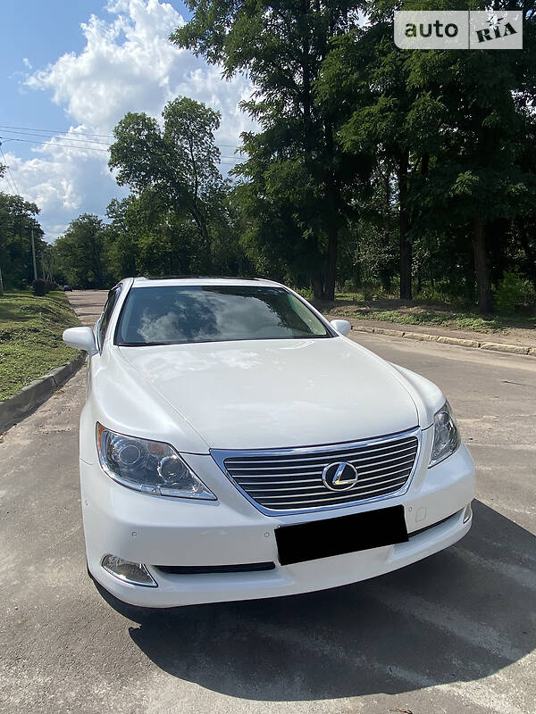 Lexus LS 2009
