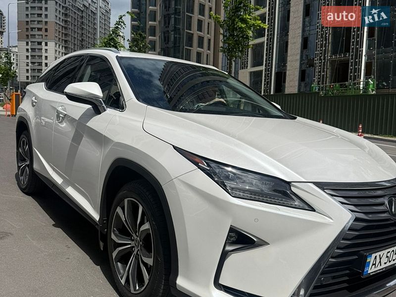 Lexus RX 2019