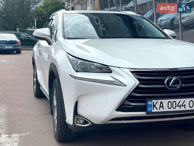Lexus NX 2016