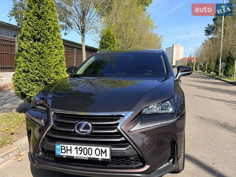 Lexus NX 2015