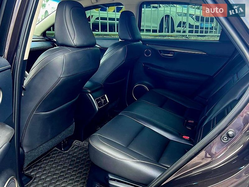 Lexus NX 2015
