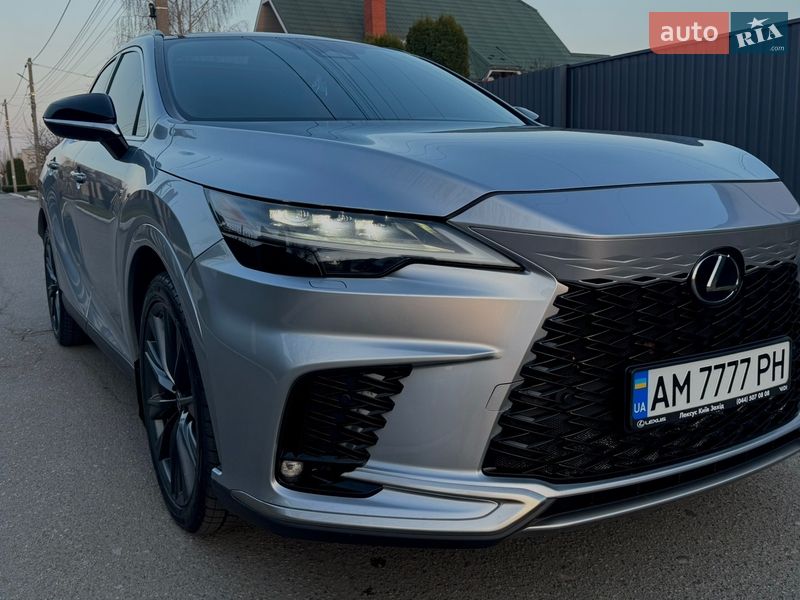 Lexus RX 2022