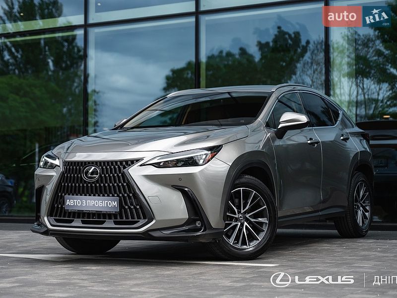 Lexus NX 2022