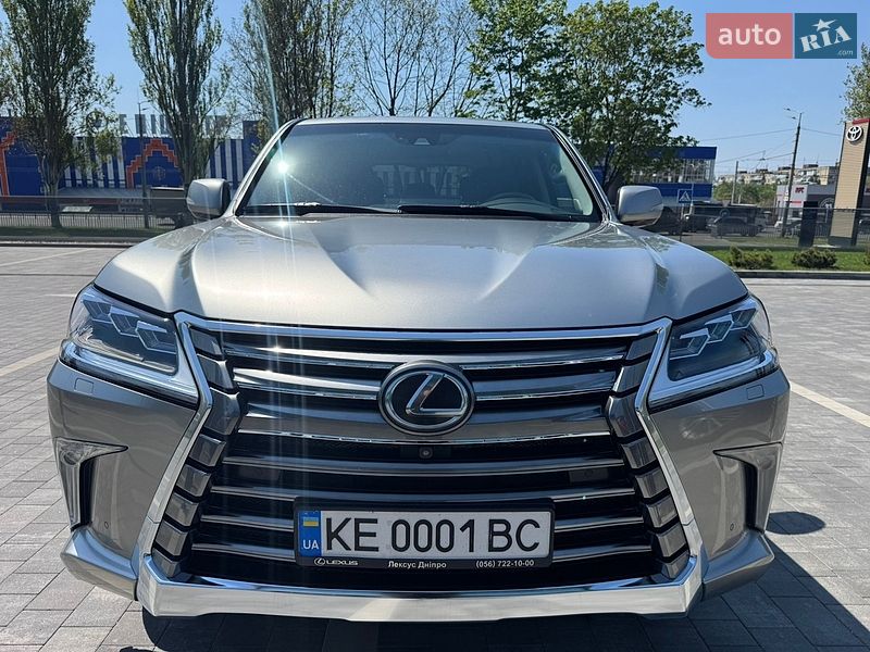 Lexus LX 2017