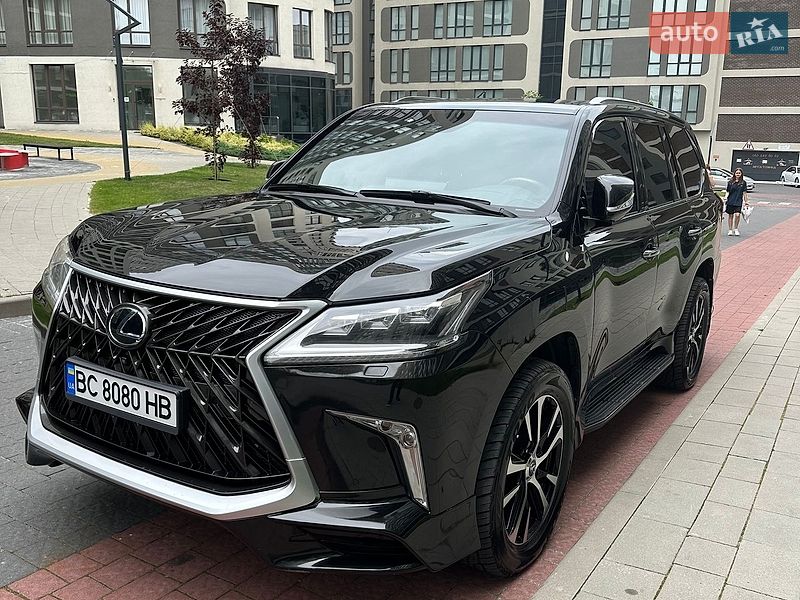 Lexus LX 2017