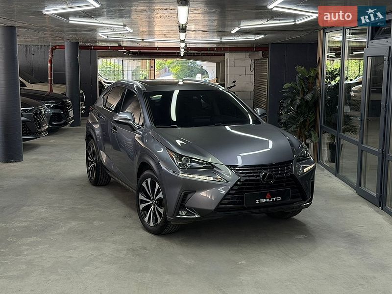Lexus NX 2020