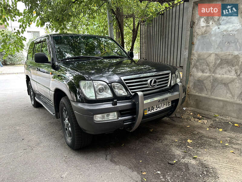 Lexus LX 2007