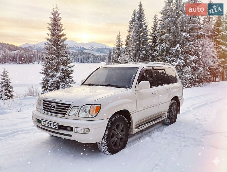 Lexus LX 2001