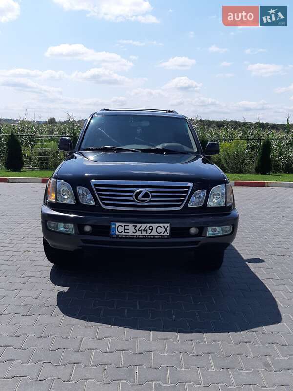 Lexus LX 2005