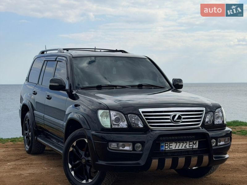 Lexus LX 2004