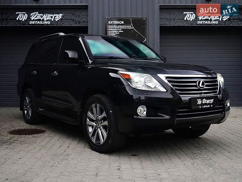 Lexus LX 2008
