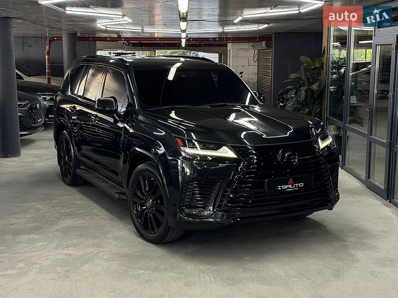 Lexus LX 2022