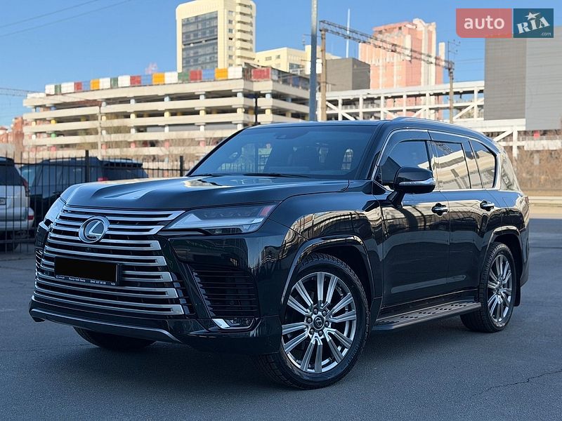 Lexus LX 2022