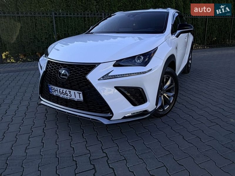 Lexus NX 2021