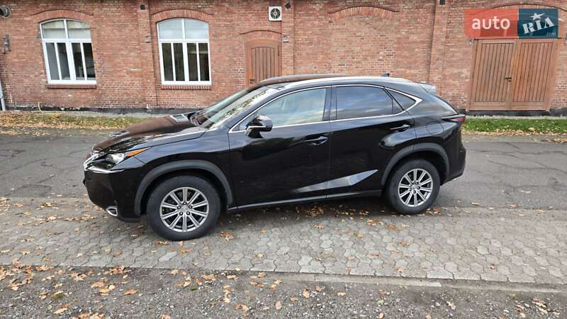 Lexus NX 2015