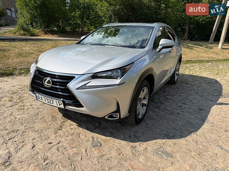 Lexus NX 2017