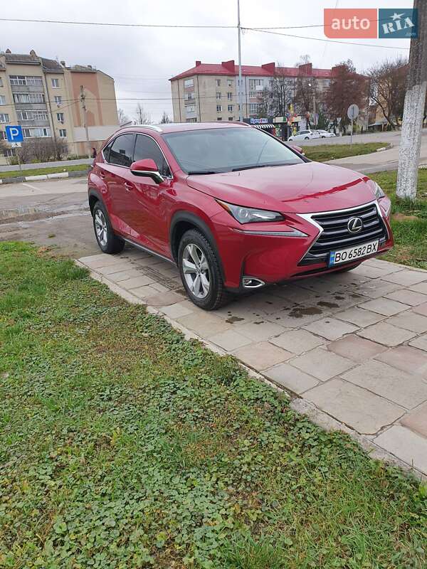 Lexus NX 2017