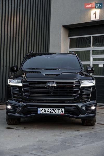 Toyota Land Cruiser 2023