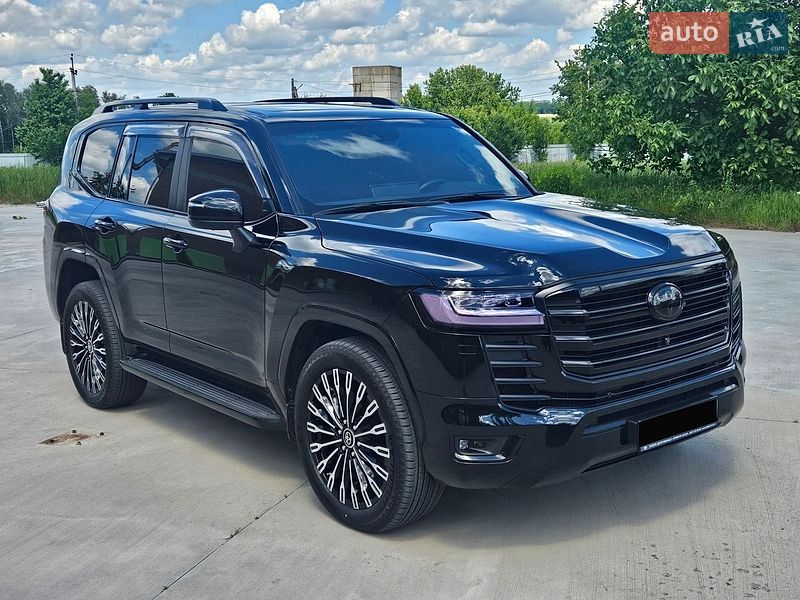 Toyota Land Cruiser 2023