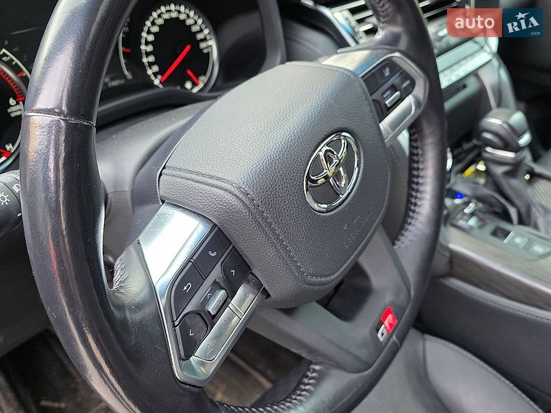 Toyota Land Cruiser 2022