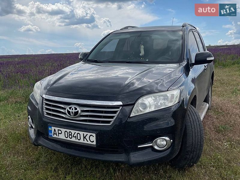 Toyota RAV4 2010
