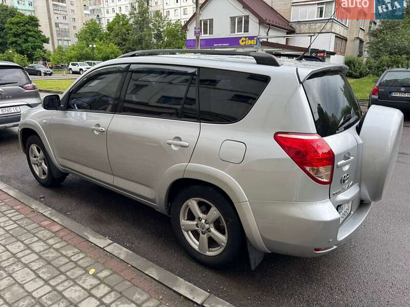 Toyota RAV4 2008