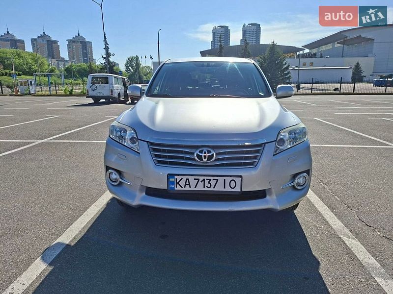 Toyota RAV4 2012