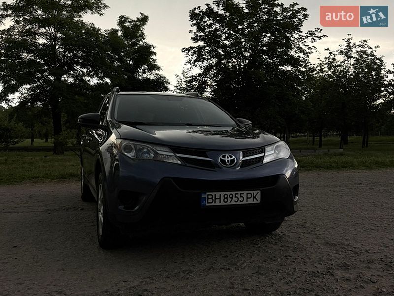 Toyota RAV4 2013