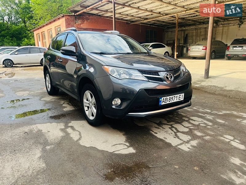 Toyota RAV4 2015