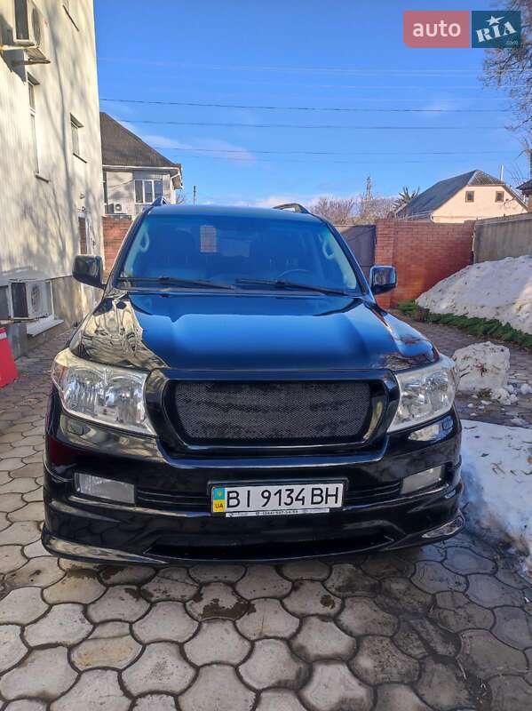 Toyota Land Cruiser 2011