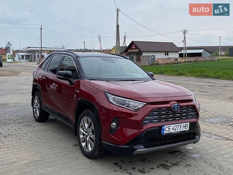 Toyota RAV4 2021