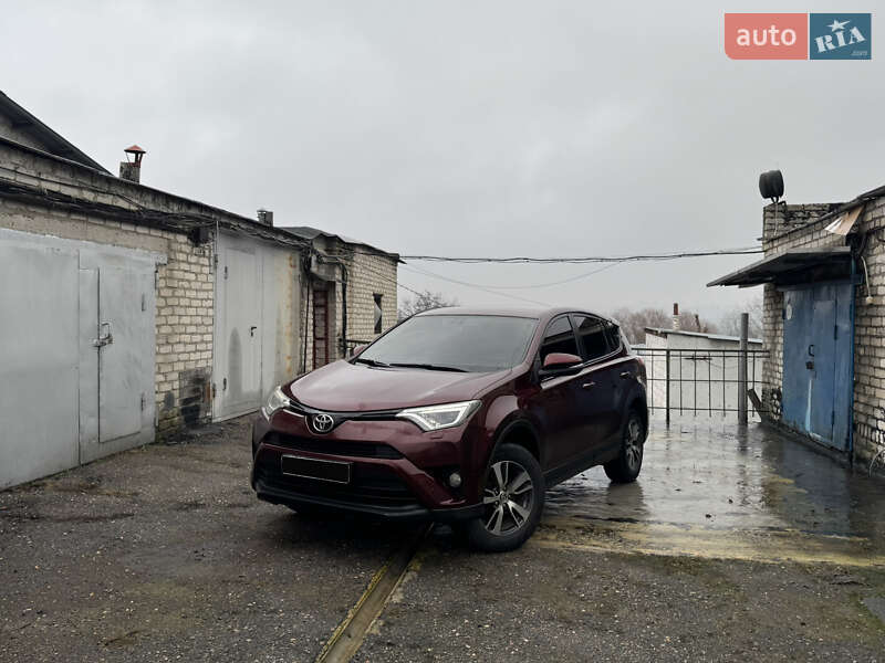 Toyota RAV4 2016