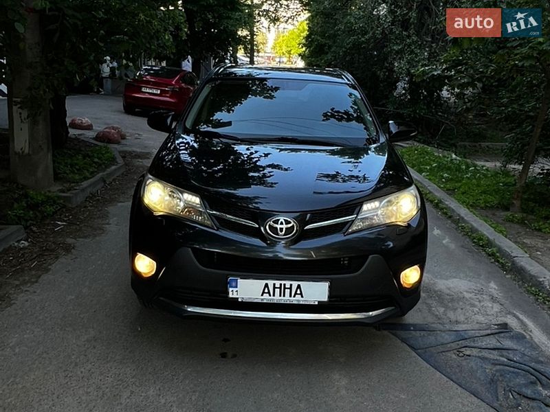 Toyota RAV4 2013