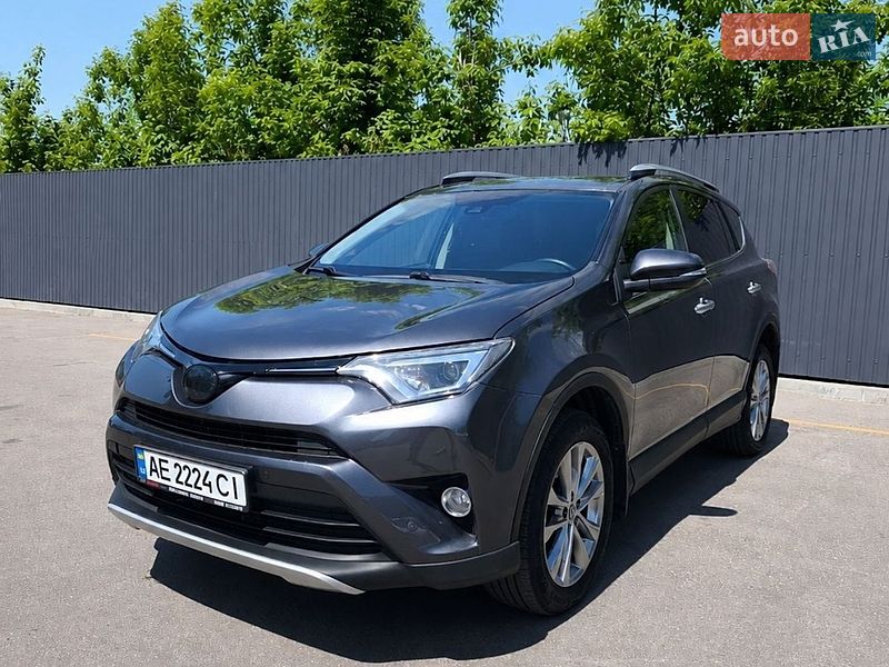 Toyota RAV4 2016