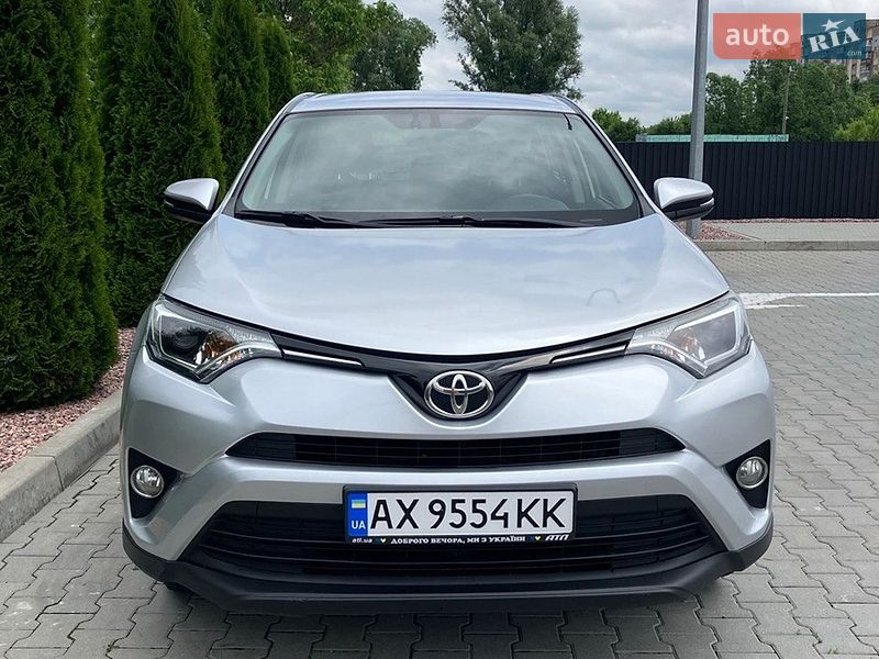 Toyota RAV4 2016