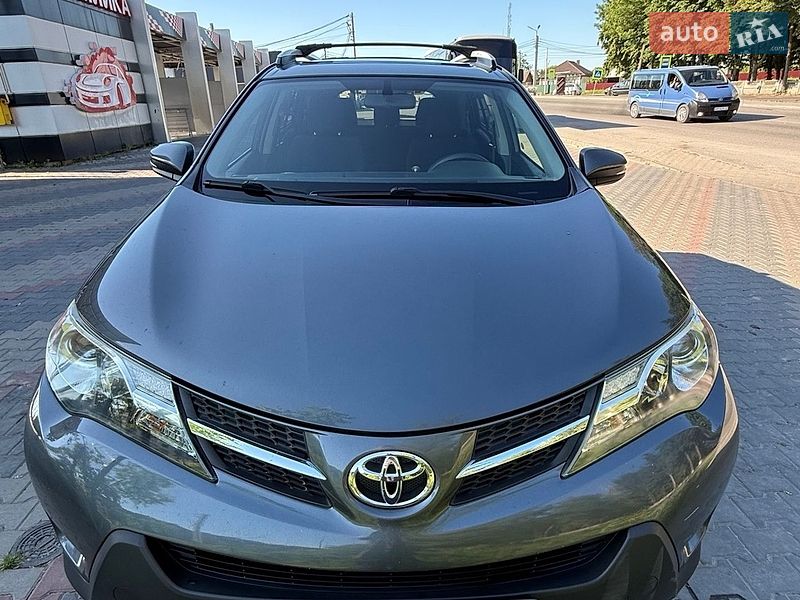 Toyota RAV4 2015