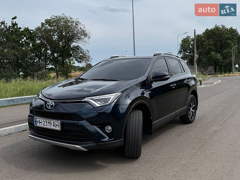 Toyota RAV4 2017