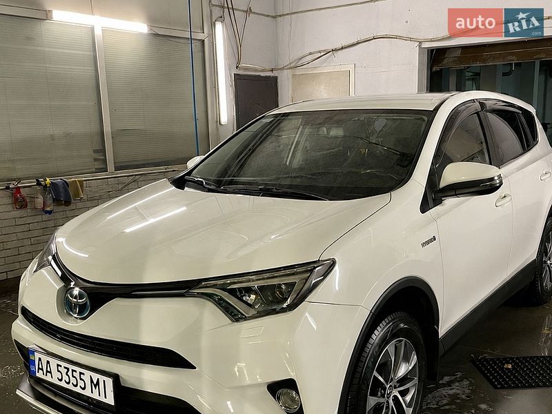 Toyota RAV4 2017