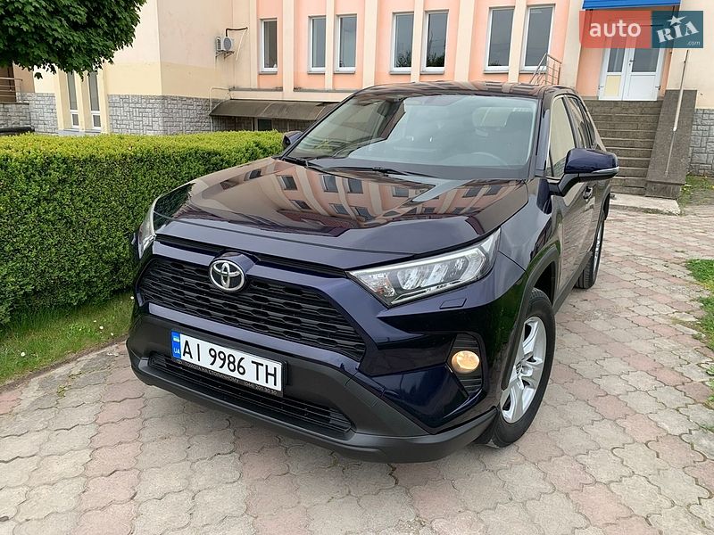 Toyota RAV4 2021